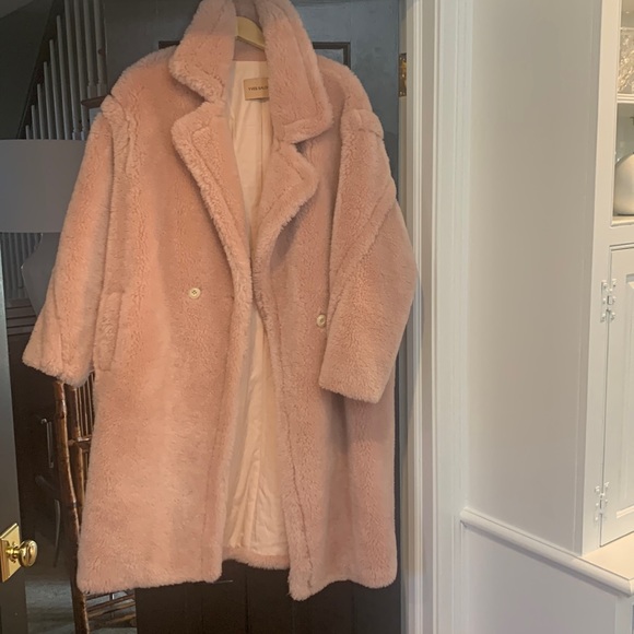 Yves Salomon Jackets & Blazers - YVES SALOMON women lati wool long teddy coat. Cupcake pink size 38